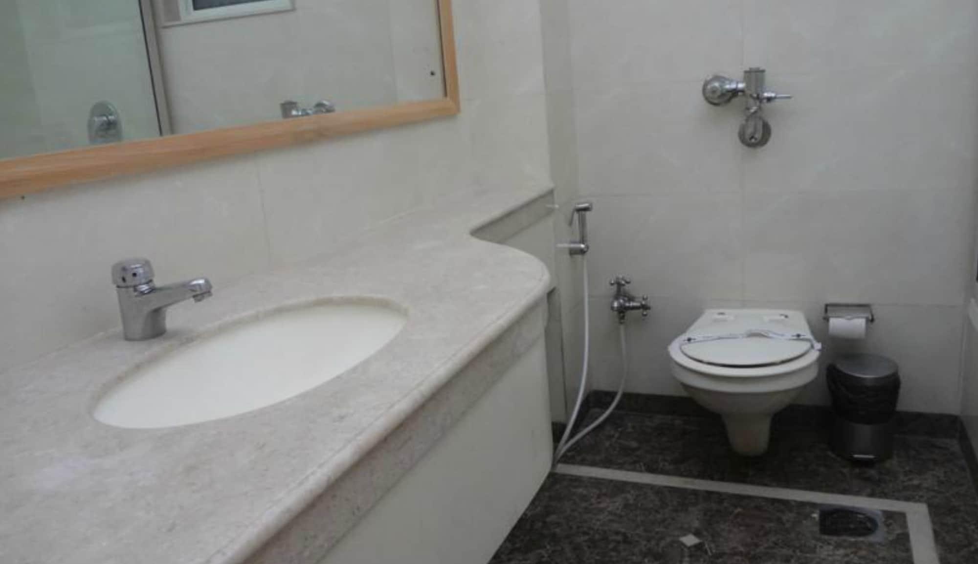 Hotel Suncity Apollo - Gateway Of India Bombay Extérieur photo